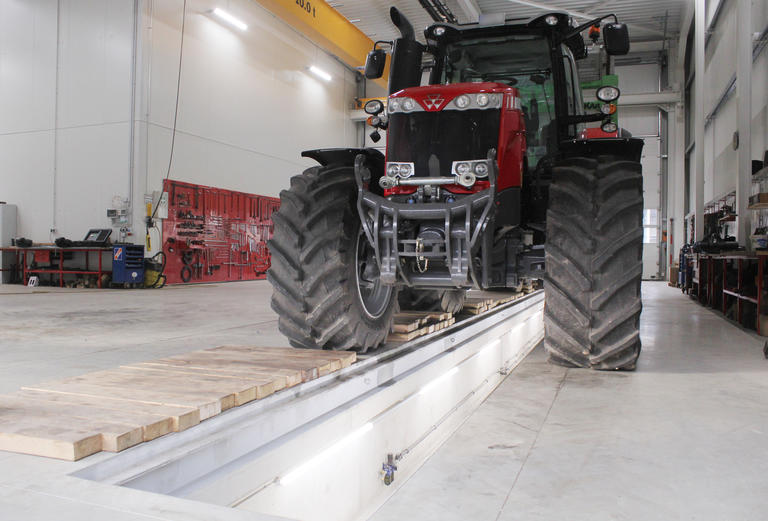 Bildbeschreibung, die über mehrere Zeilen geht, wird erst bei mouseover vollständig angezeigt (wenn Beschreibung außerhalb)